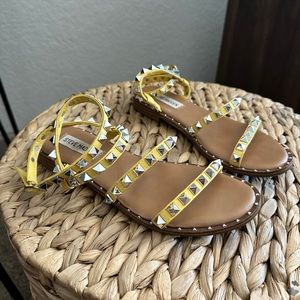 Steve Madden sandals